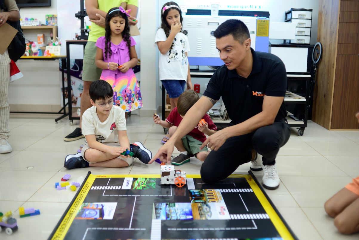 Alexander Ganan Bayer - Alexander Bayer